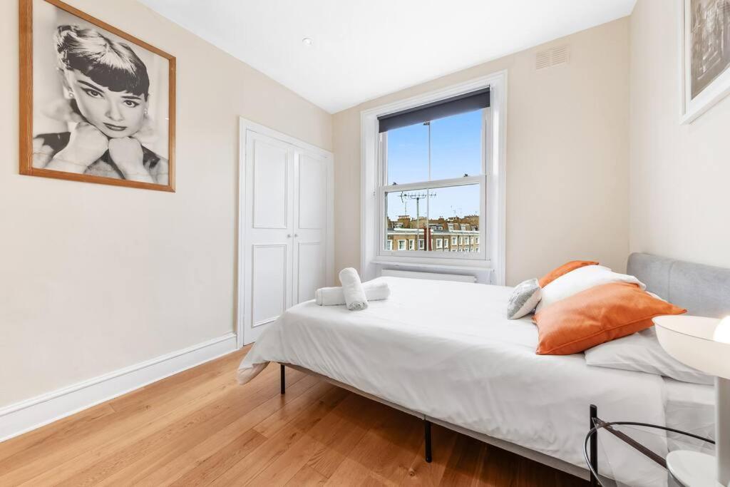 Spacious Sleep 11 With Terrace In Earls Court Ec99 London Eksteriør bilde