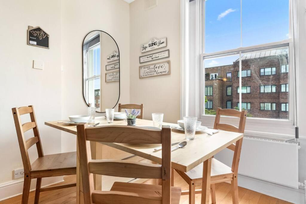 Spacious Sleep 11 With Terrace In Earls Court Ec99 London Eksteriør bilde