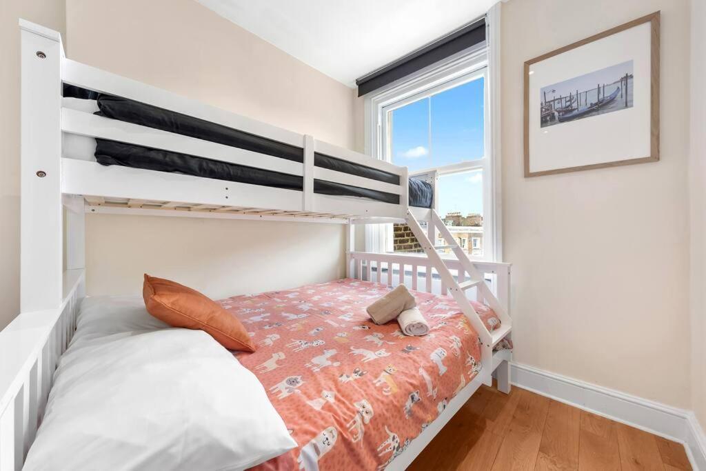 Spacious Sleep 11 With Terrace In Earls Court Ec99 London Eksteriør bilde