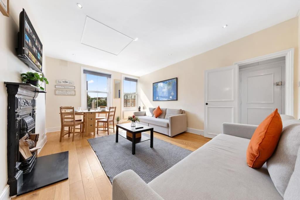 Spacious Sleep 11 With Terrace In Earls Court Ec99 London Eksteriør bilde